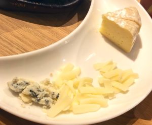 チーズレストラン　リコッタ「クワトロチーズリゾット」トッピングチーズ