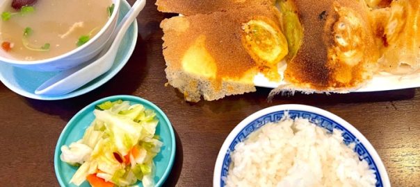餃子房ふーが　焼き餃子セット（薬膳スープ）